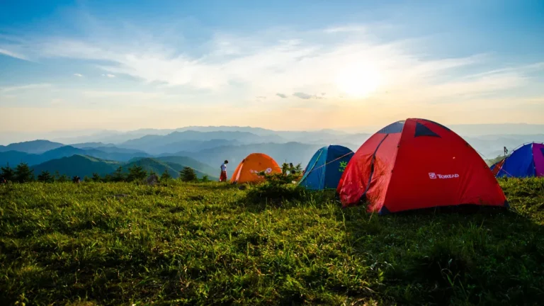 How to Choose a Campsite: Terrain, Weather & Safety